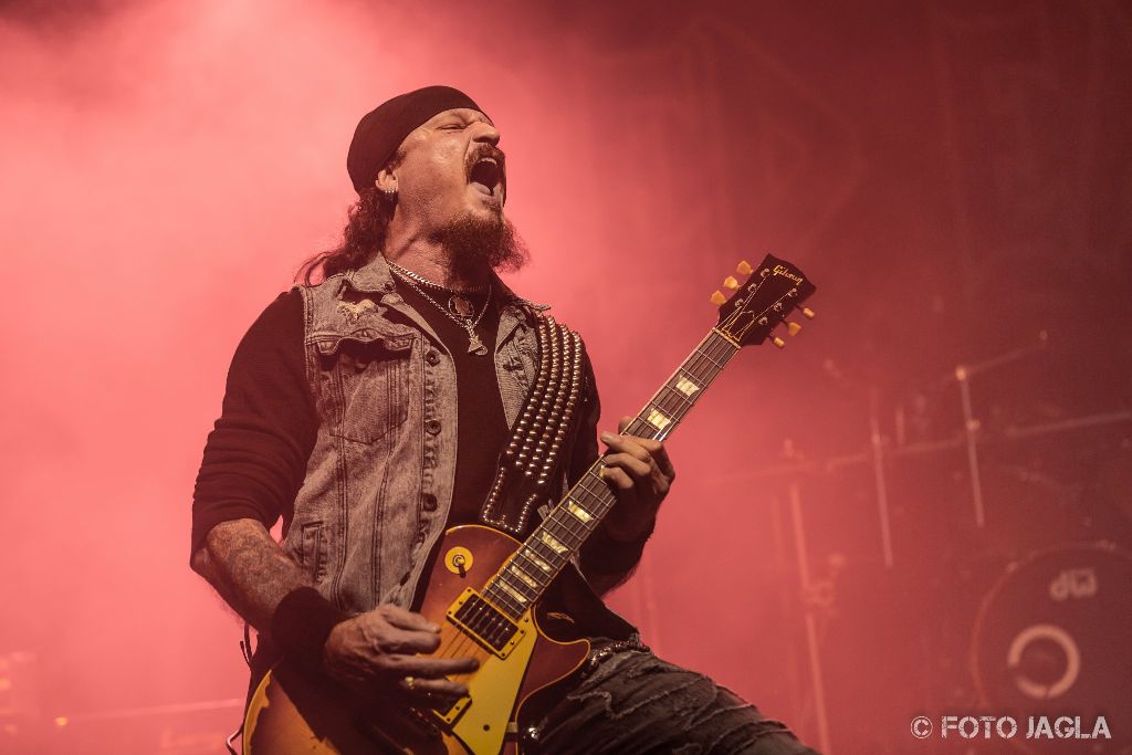 ICED EARTH auf dem Ruhrpott Metal Meeting 2016 in Oberhausen