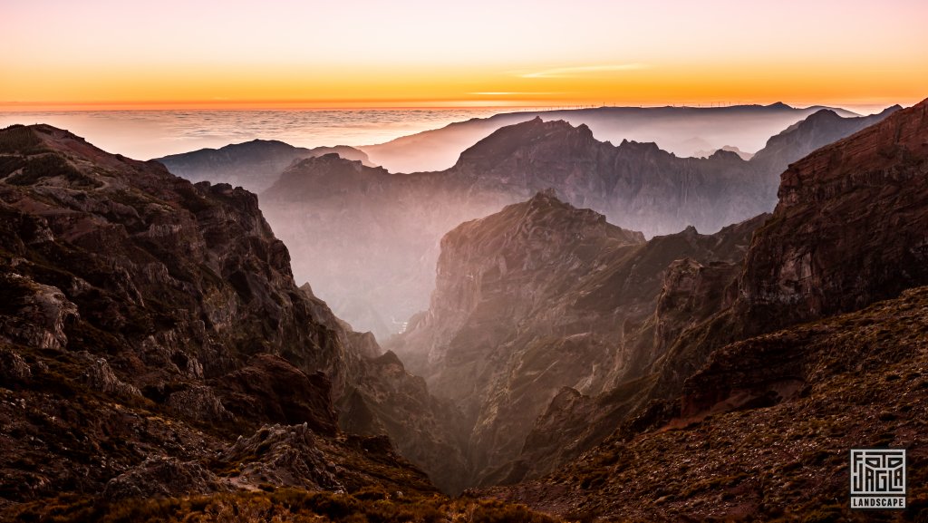 Sonnenuntergang am Miradouro do Pico do Areeiro
Pico do Arieiro - Der dritthchste Berg Madeira's
Madeira (Portugal) 2023