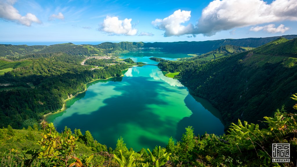 Miradouro da Vista do Rei
Blick auf die Seen Lagoa Verde und Lagoa Azul
So Miguel auf den Azoren, Portugal 2023