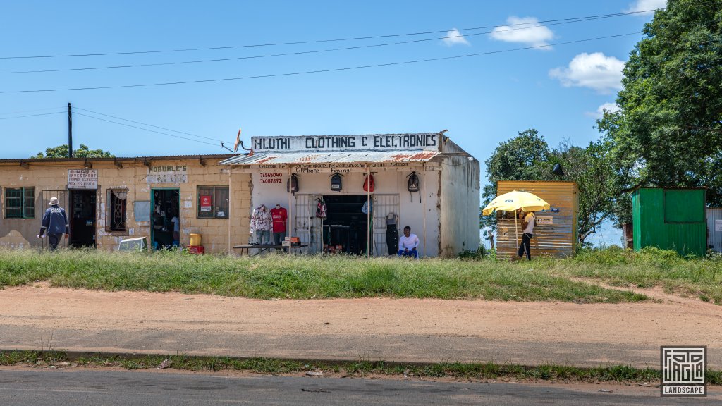 Impressionen entlang der Strae
Kleidung und Elektrogerte
Knigreich Eswatini