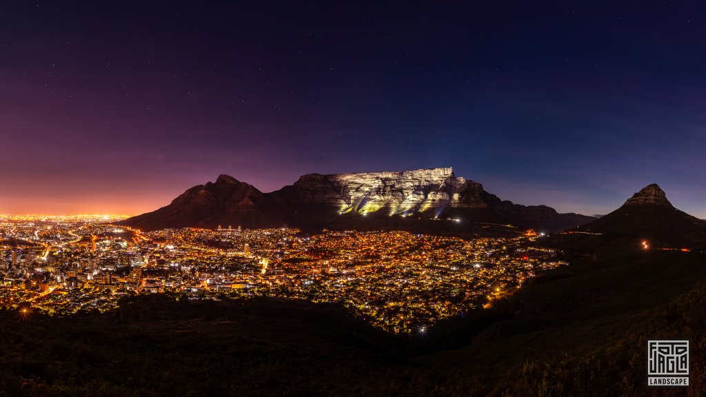 Kapstadt und der Tafelberg bei Nacht
Signal Hill, Kapstadt
Sdafrika