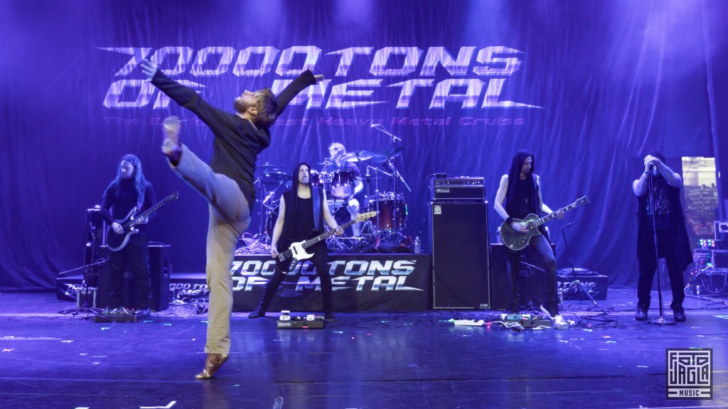 Swallow The Sun feat. Ballet Finland
Day 2 - Royal Theater
70000 Tons of Metal 2025