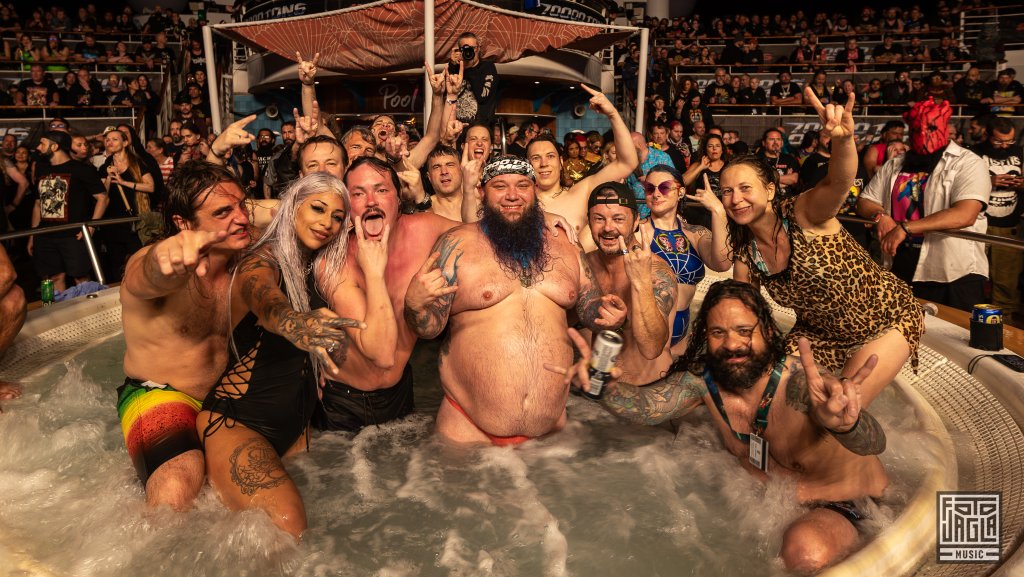 Impressions from the Hot Tub
Day 4 - Pool Deck
70000 Tons of Metal 2025