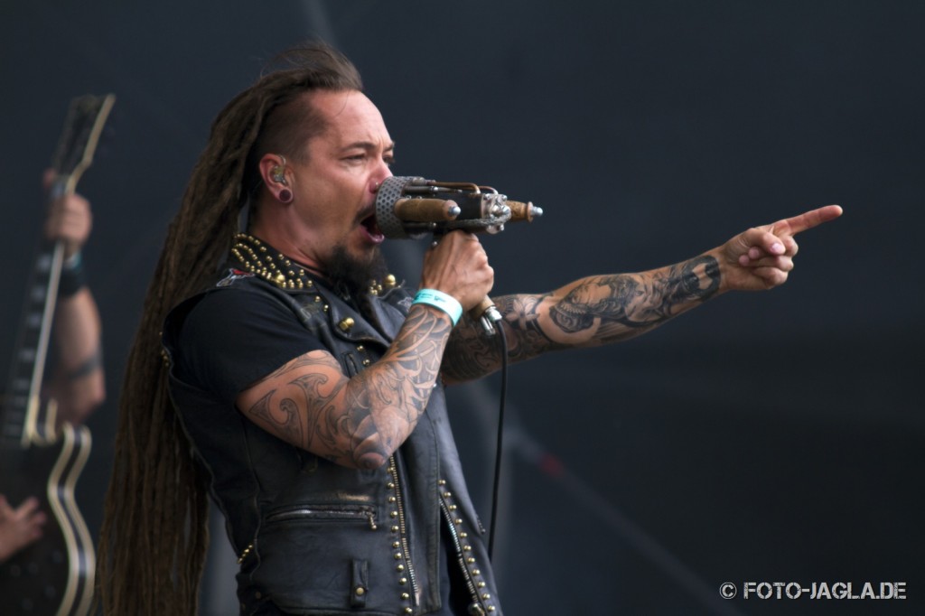 AMORPHIS ::. Devil Side Festival 2012 (Oberhausen, Gelnde Turbinenhalle)